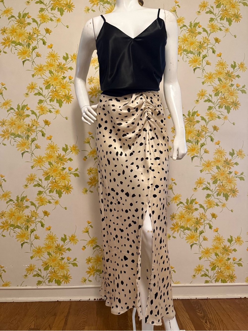 Sans Souci Cream and Black Spotted Satin Midi Skirt size L